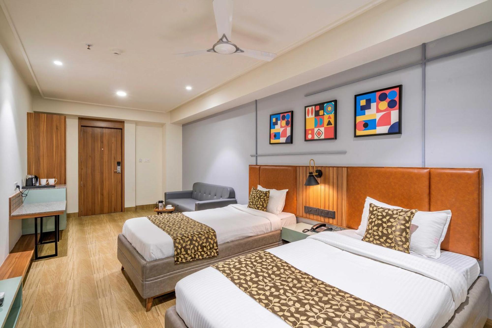 The Lemon Grass Hotel Гандинагар Экстерьер фото