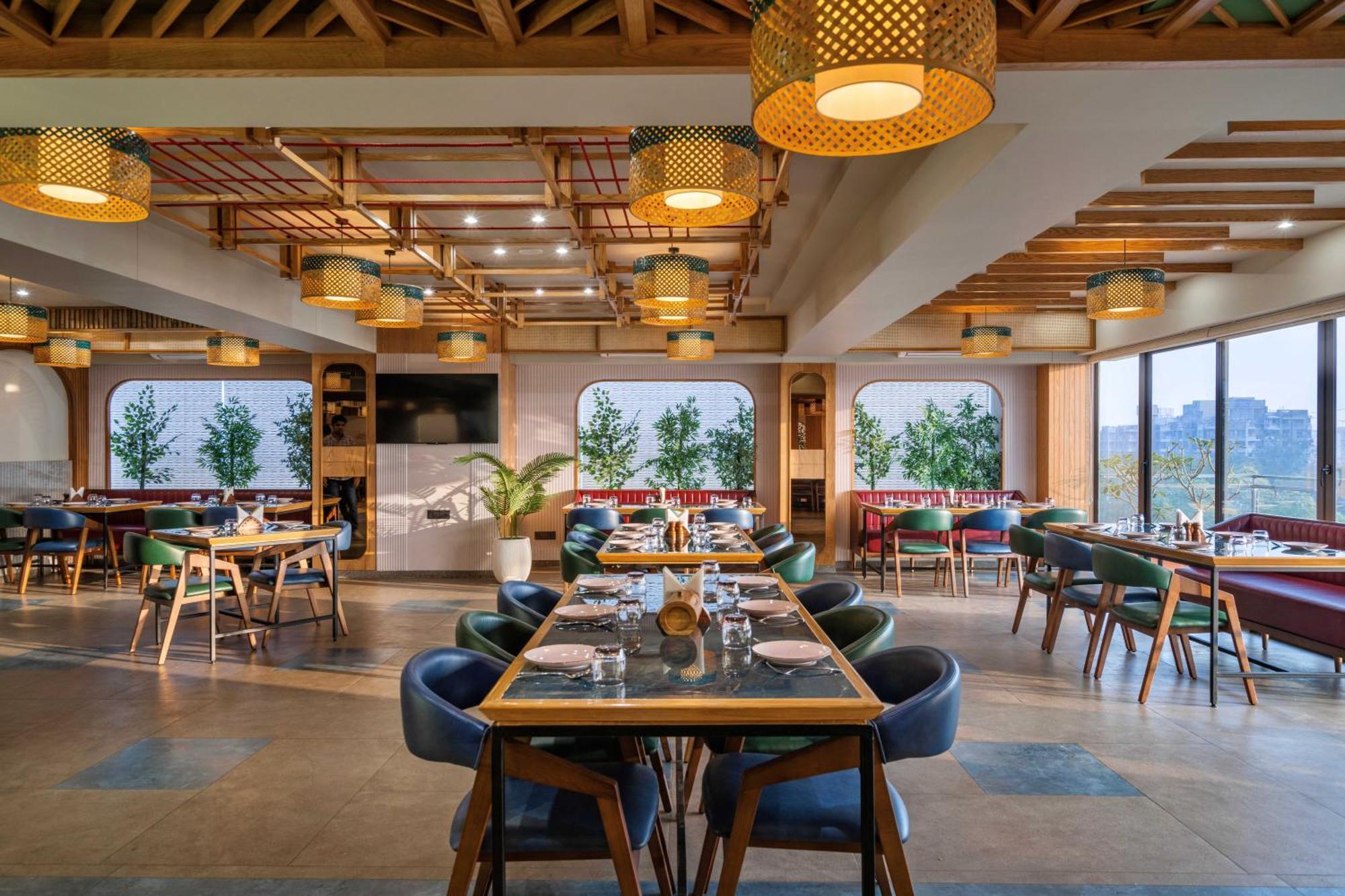The Lemon Grass Hotel Гандинагар Экстерьер фото